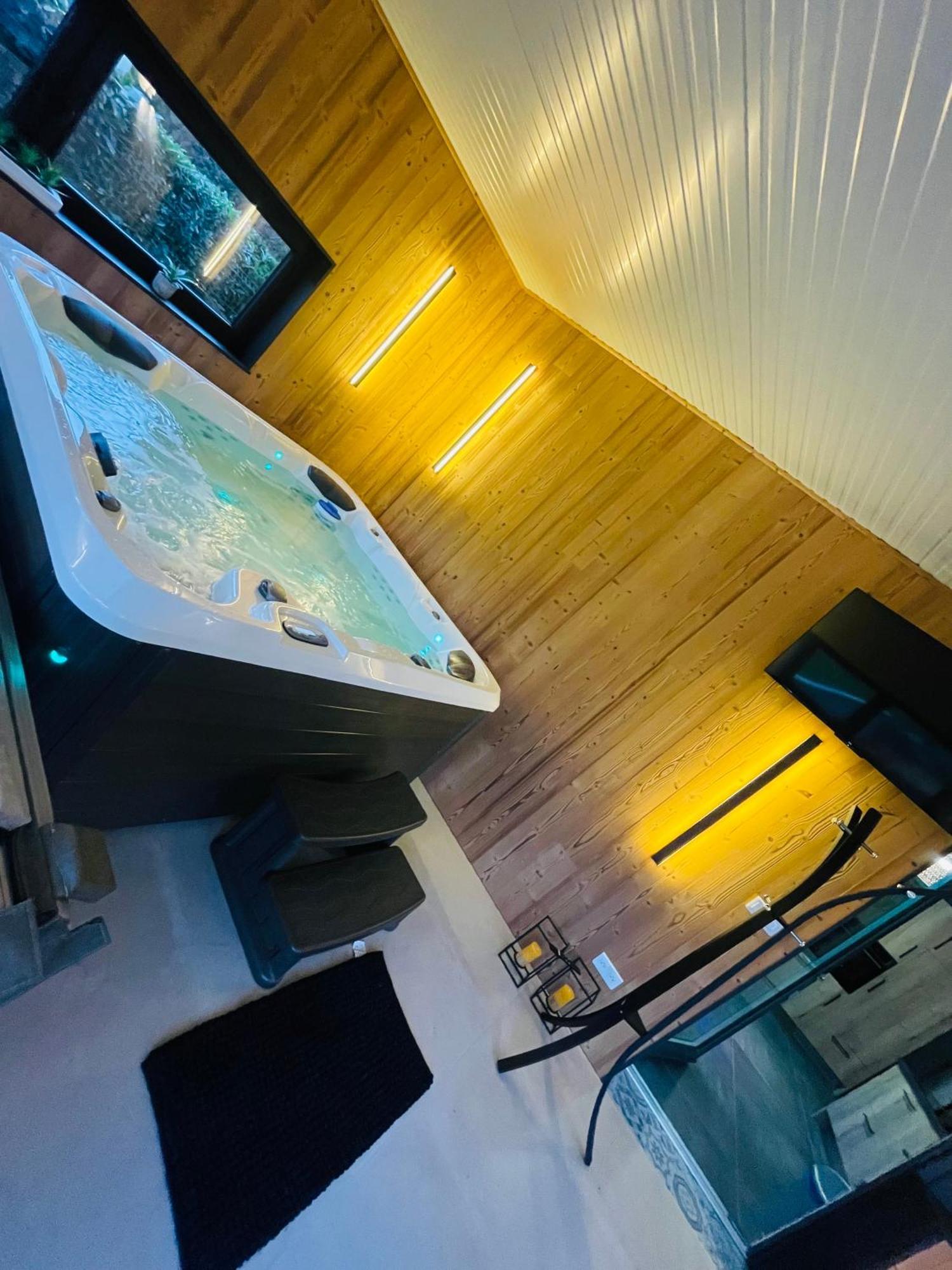 Maison Gite Chez Nounou Sauna Jacuzzi Jardin Arbore Etting Eksteriør bilde